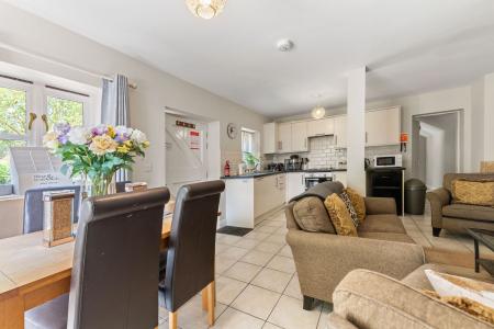 4 bedroom Detached house for sale in Sea Road, Anderby, PE24