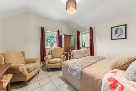 4 bedroom Detached house for sale in Sea Road, Anderby, PE24