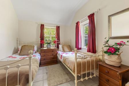 4 bedroom Detached house for sale in Sea Road, Anderby, PE24