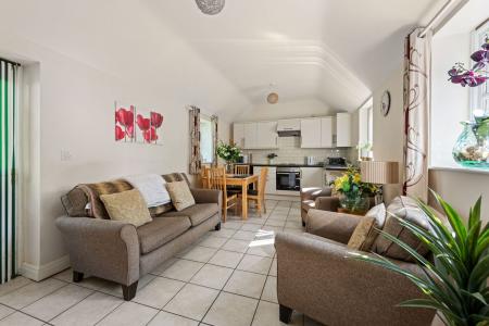 4 bedroom Detached house for sale in Sea Road, Anderby, PE24