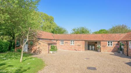 4 bedroom Detached house for sale in Sea Road, Anderby, PE24