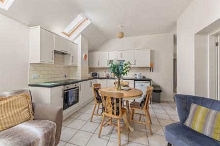 4 bedroom Detached house for sale in Sea Road, Anderby, PE24