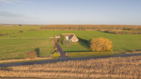 4 bedroom Detached house for sale in Addlethorpe, Skegness, PE24