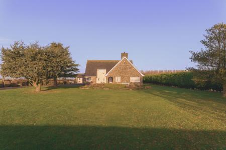 4 bedroom Detached house for sale in Addlethorpe, Skegness, PE24