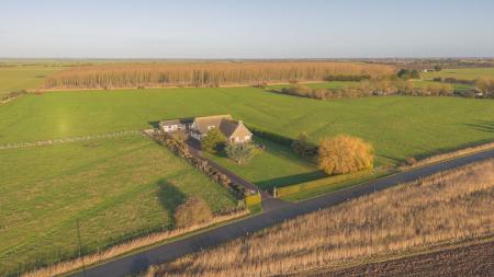 4 bedroom Detached house for sale in Addlethorpe, Skegness, PE24