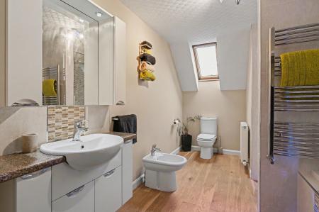 4 bedroom Detached house for sale in Addlethorpe, Skegness, PE24