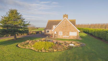 4 bedroom Detached house for sale in Addlethorpe, Skegness, PE24