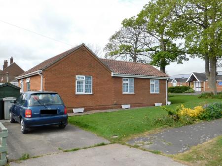 2 bedroom Detached bungalow for sale in Thames Street, Hogsthorpe, PE24