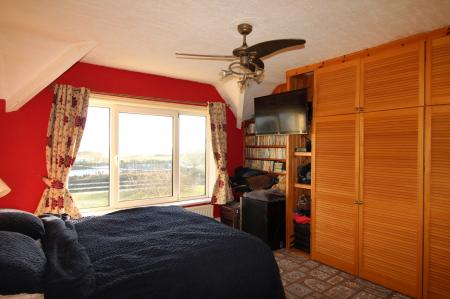 2 bedroom Apartment for sale in South Parade, Skegness, PE25