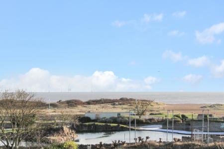 2 bedroom Apartment for sale in South Parade, Skegness, PE25