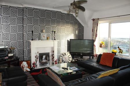 2 bedroom Apartment for sale in South Parade, Skegness, PE25