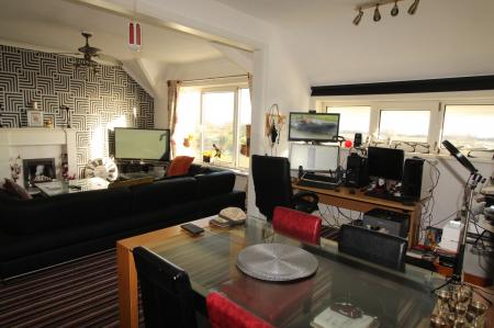 2 bedroom Apartment for sale in South Parade, Skegness, PE25