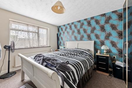 2 bedroom Detached bungalow for sale in Skipworth Way, Skegness, PE25