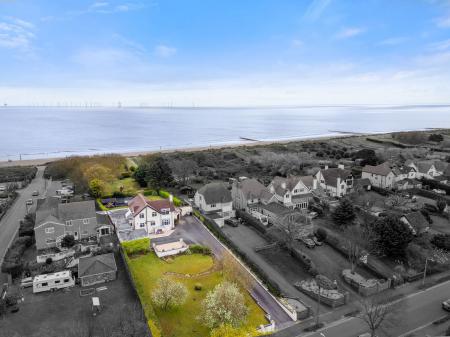 5 bedroom Detached house for sale in St. Andrews Drive, Skegness, PE25