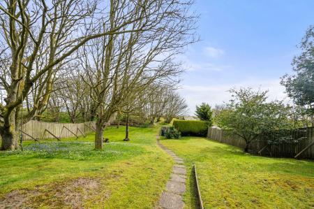 5 bedroom Detached house for sale in St. Andrews Drive, Skegness, PE25