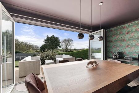 5 bedroom Detached house for sale in St. Andrews Drive, Skegness, PE25