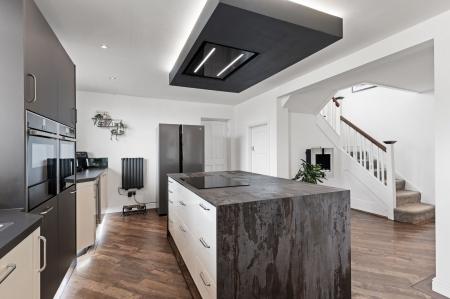 5 bedroom Detached house for sale in St. Andrews Drive, Skegness, PE25