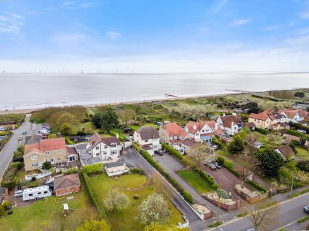 5 bedroom Detached house for sale in St. Andrews Drive, Skegness, PE25