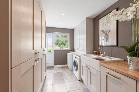 4 bedroom Detached house for sale in Drummond Road, Skegness, PE25