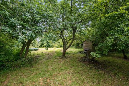 3 bedroom Detached bungalow for sale in Bratoft, Skegness, PE24