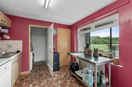 3 bedroom Detached bungalow for sale in Bratoft, Skegness, PE24