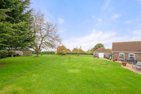 5 bedroom Detached house for sale in Church End, Skegness, PE25