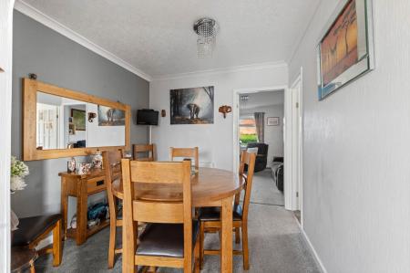 3 bedroom Semi-detached house for sale in Hogsthorpe Road, Mumby, LN13