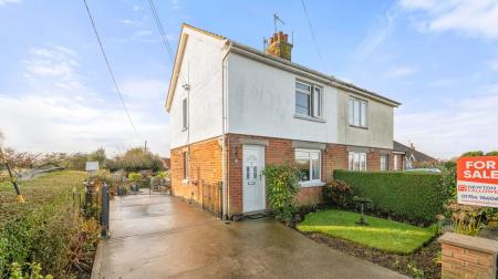 3 bedroom Semi-detached house for sale in Hogsthorpe Road, Mumby, LN13