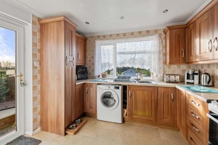 3 bedroom Semi-detached house for sale in Hogsthorpe Road, Mumby, LN13