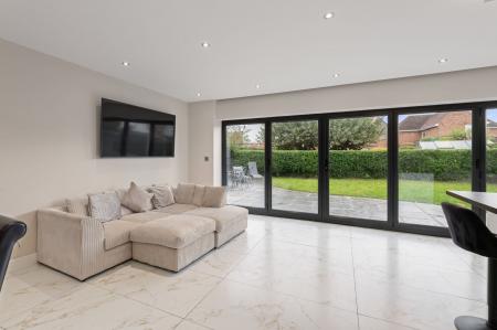 4 bedroom Bungalow for sale in Hoylake Drive, Skegness, PE25