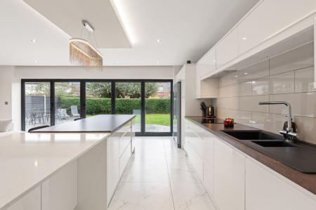 4 bedroom Bungalow for sale in Hoylake Drive, Skegness, PE25