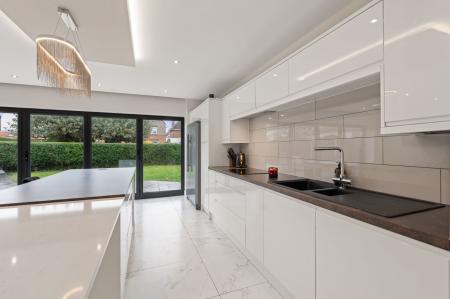 4 bedroom Bungalow for sale in Hoylake Drive, Skegness, PE25