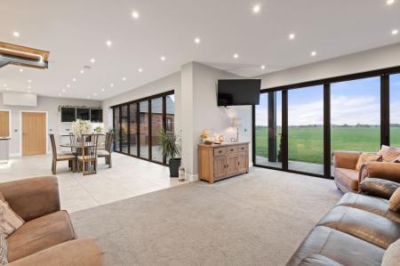 5 bedroom Detached house for sale in Youngers Lane, Burgh Le Marsh, PE24