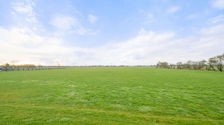 5 bedroom Detached house for sale in Youngers Lane, Burgh Le Marsh, PE24