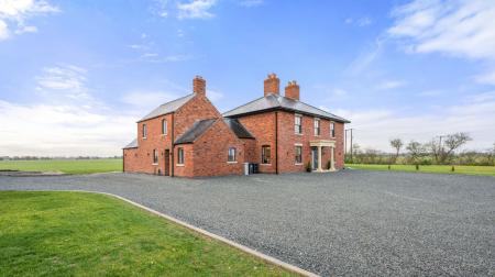 5 bedroom Detached house for sale in Youngers Lane, Burgh Le Marsh, PE24