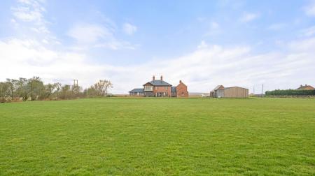 5 bedroom Detached house for sale in Youngers Lane, Burgh Le Marsh, PE24