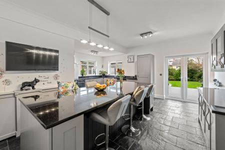 4 bedroom Detached house for sale in St. Andrews Drive, Skegness, PE25