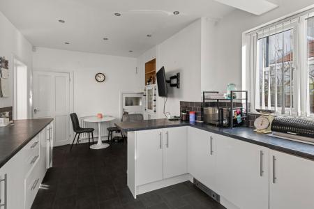 4 bedroom Detached house for sale in Buckthorn Avenue, Skegness, PE25