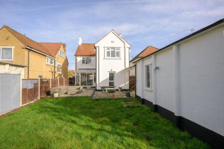 4 bedroom Detached house for sale in Buckthorn Avenue, Skegness, PE25