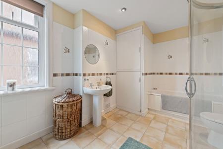 4 bedroom Detached house for sale in Derby Avenue, Skegness, PE25