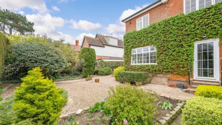 4 bedroom Detached house for sale in Derby Avenue, Skegness, PE25