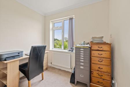 6 bedroom Detached house for sale in Low Road, Friskney, PE22