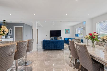 7 bedroom Detached house for sale in Field Lane, Friskney, PE22