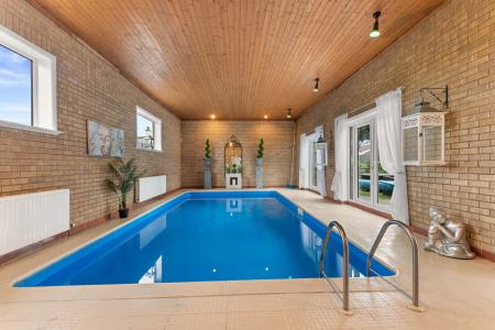 7 bedroom Detached house for sale in Field Lane, Friskney, PE22