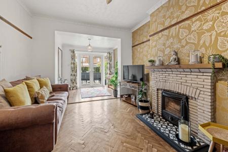 6 bedroom Detached house for sale in Glentworth Crescent, Skegness, PE25