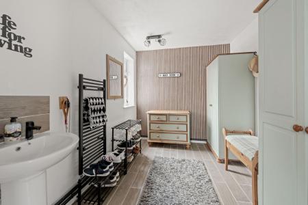 6 bedroom Detached house for sale in Glentworth Crescent, Skegness, PE25