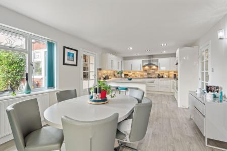 4 bedroom Detached house for sale in Station Road, Burgh Le Marsh, PE24