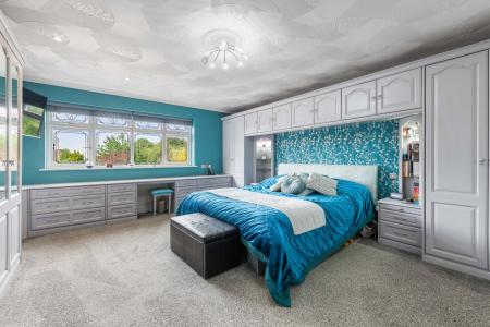 4 bedroom Detached house for sale in Station Road, Burgh Le Marsh, PE24