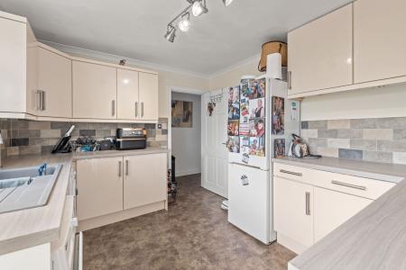 4 bedroom Detached house for sale in Station Road, Burgh Le Marsh, PE24