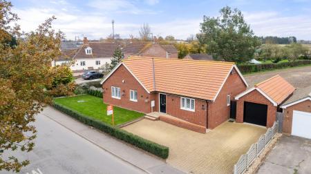 3 bedroom Detached bungalow for sale in Church Road, Friskney, PE22